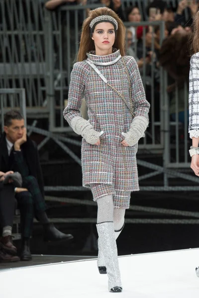 Look 6